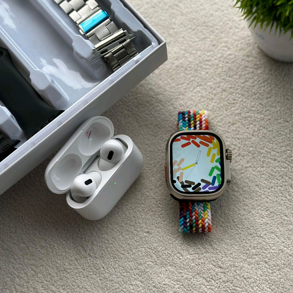 i20 Ultra Max Suit 10 in 1 set Smart Watch + Air pods Pro