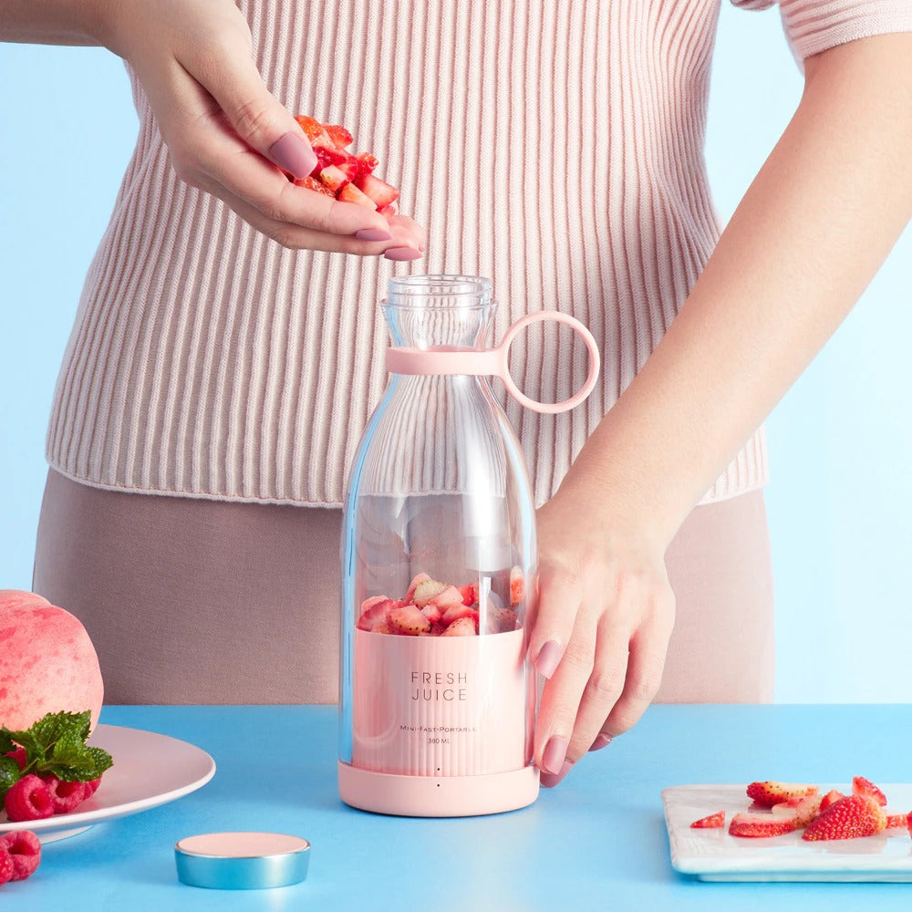 Portable Fresh Juicer Blender with USB Rechargeable