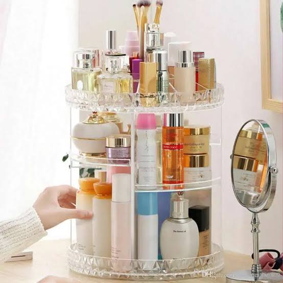 Diamond makeup organizer